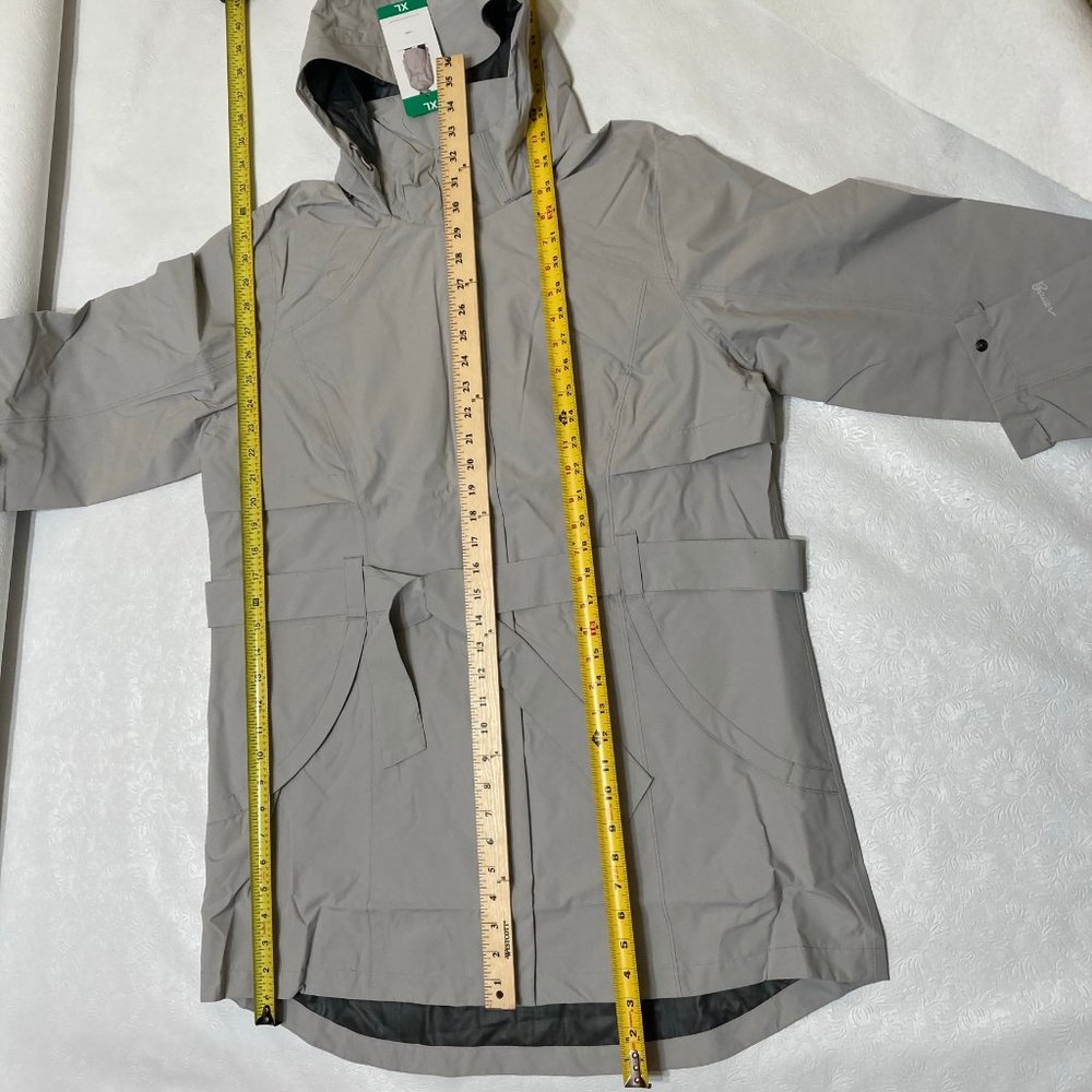 Jacket - Picture 1 of 16